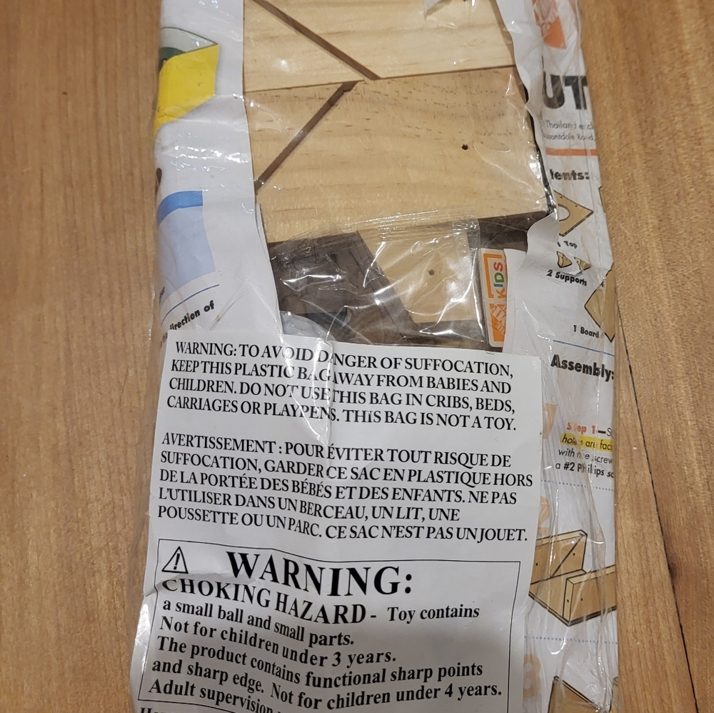 **FREE With Any Purchase!**Kid Wooden Craft Kit - Picture 4 of 4